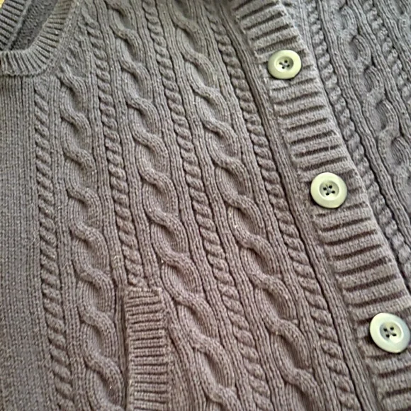 Talbots navy Cable Knit Vest - Picture 4 of 9